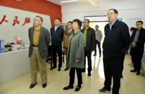 人民日报社四川分社社长林治波来渠调研