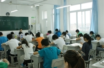 我县2012年高中阶段教育学校统一招生开考