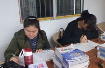 三汇一小认真工作喜迎十八大