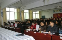 定远乡中心学校举办“振兴渠县教育，从我做起”教师演讲比赛