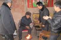 宋家乡中心学校走访慰问退休老教师