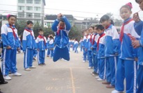 渠江六小举行第七届小学生运动会