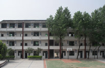 千佛乡中心学校组织学生摄影活动