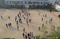 新市中学：全校师生进行安全演练