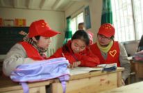 临巴一小再现“活雷锋”