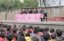 新市小学举行文明礼仪知识讲座
