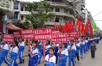 静边镇一小环境综合治理工作再掀高潮
