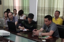 专家团队莅临静边一小指导校园文化建设