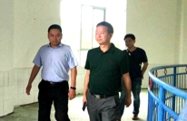 天星镇开展巡河河长制工作