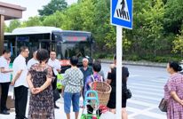 碧桂园至电信局临时公交线路开通解决出行“最后一公里”