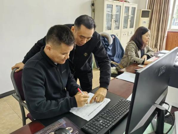 渠县经开区总工会民主管理工作入选全国典型经验