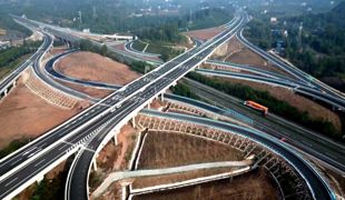 通车在即 率先带你探访镇广高速渠县段（一）