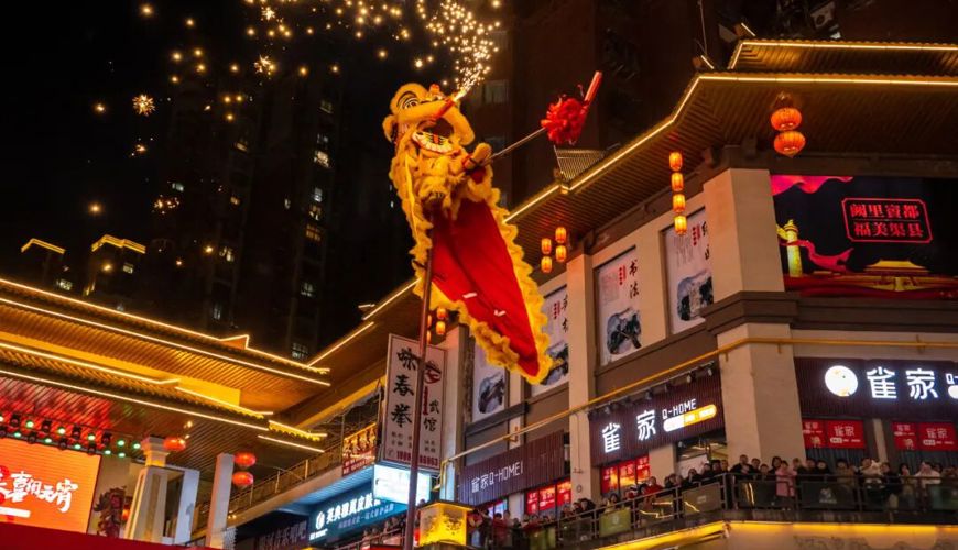 元宵这样玩才够味→逛庙会、猜灯谜、吃遍本土味！