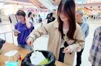 渠县财富中心开展中秋手工DIY活动